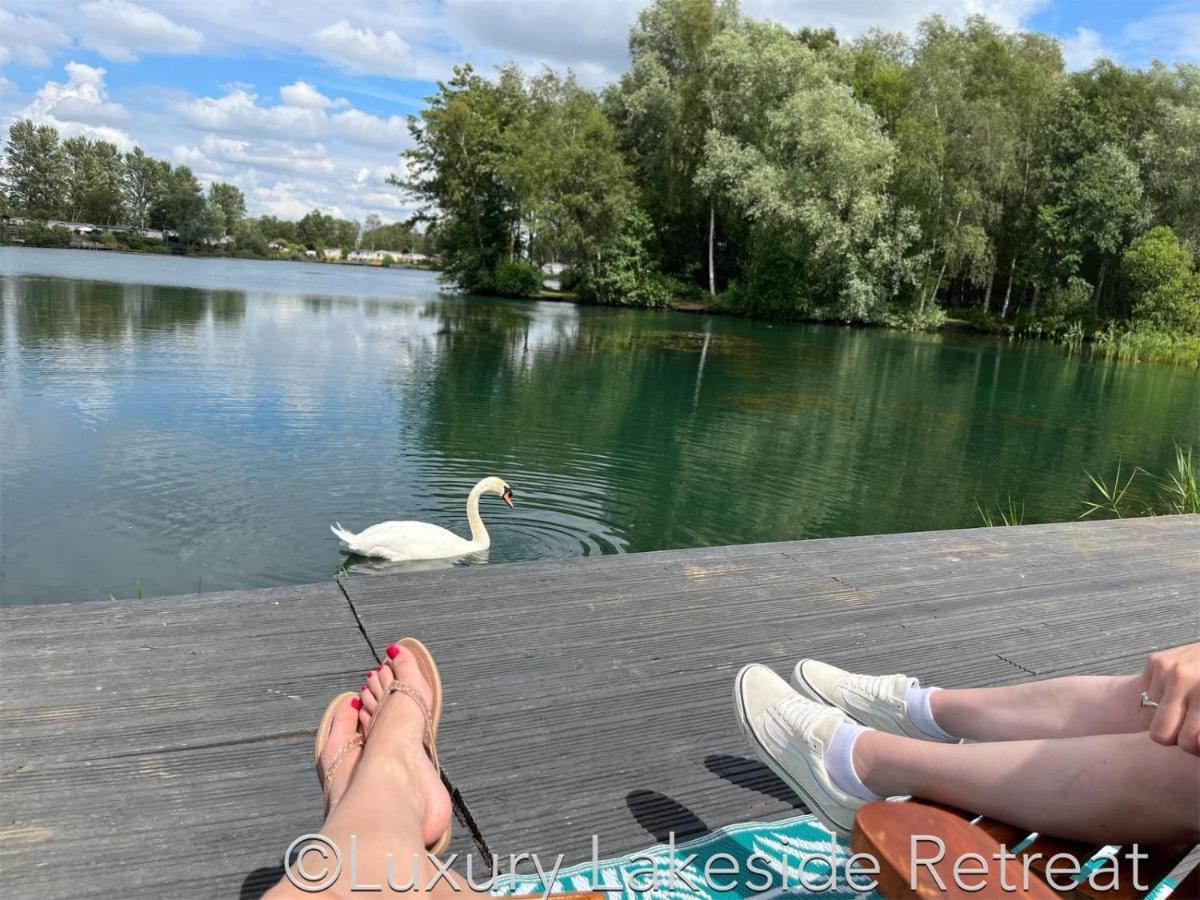 Lakeside Retreat With Hot Tub & Fishing Peg At Tattershall Lakes Country Park Otel Dış mekan fotoğraf